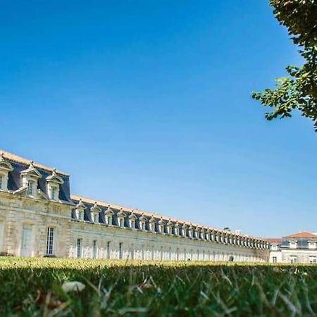 Gite Des Huskys Villa Tonnay-Charente ภายนอก รูปภาพ